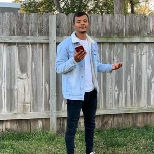 Meet your Posher, Eric